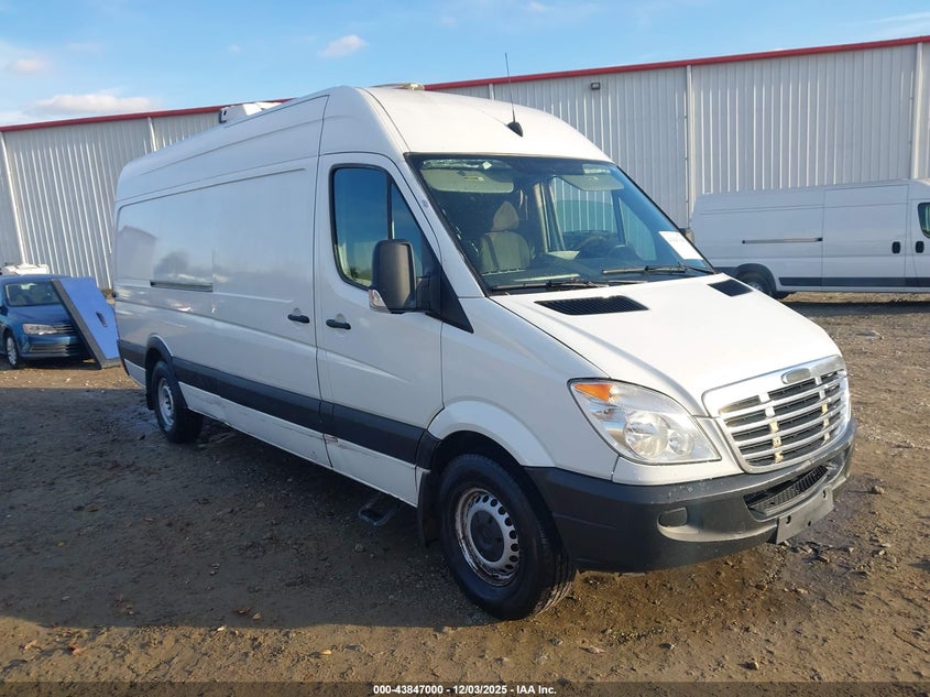 WDYPE8CC5A5494983 2010 Freightliner Sprinter 2500 auction photo 1
