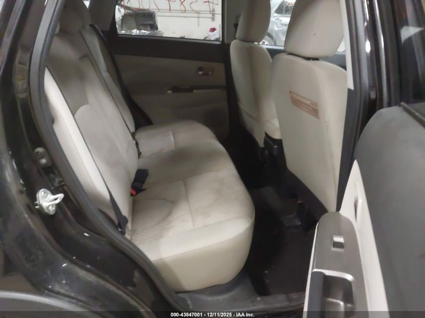 2018 Mitsubishi Outlander Sport 2.0 Es VIN: JA4AR3AU4JZ012592 Lot: 43847001