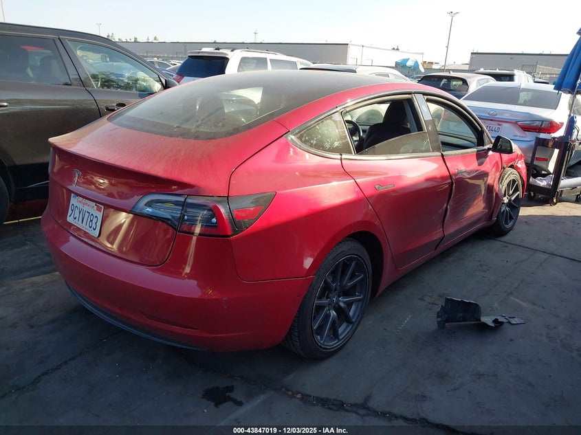 5YJ3E1EA7JF011683 2018 TESLA MODEL 3 photo no. 4