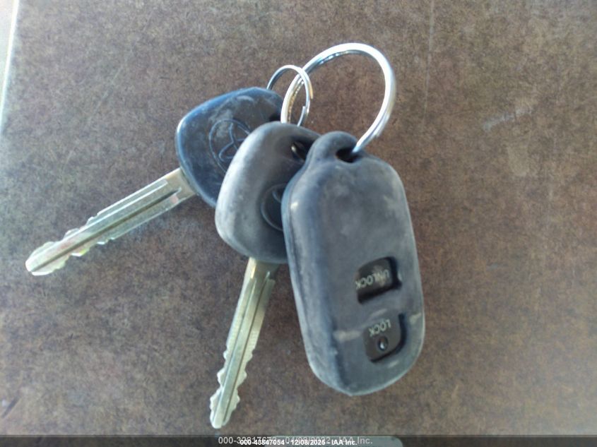 2004 Toyota Highlander Limited V6 VIN: JTEDP21A140018749 Lot: 43847054