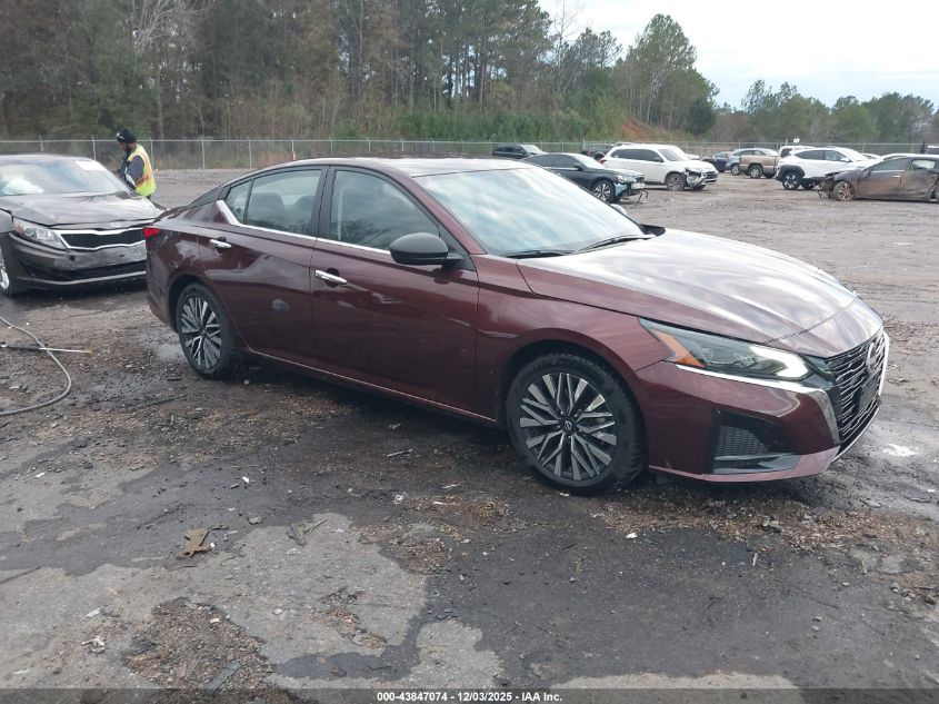 NISSAN ALTIMA SV FWD