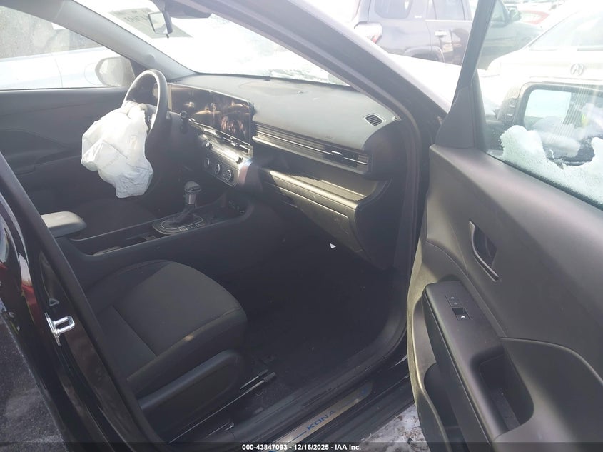 2025 Hyundai Kona Se