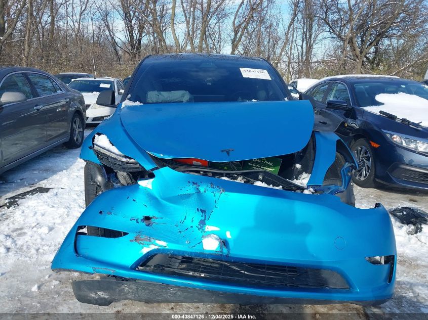 2022 Tesla Model Y Performance Dual Motor All-Wheel Drive VIN: 7SAYGDEF9NF383287 Lot: 43847126