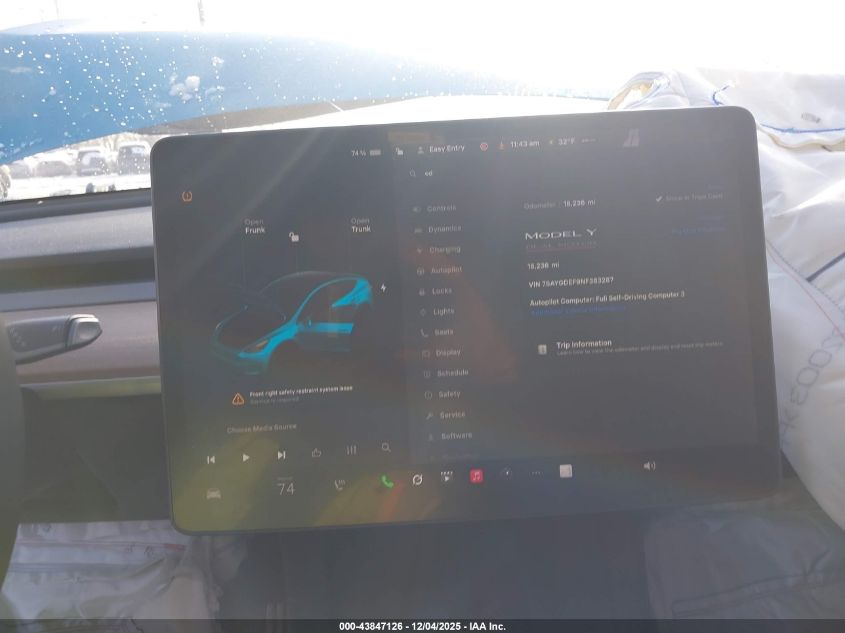 2022 Tesla Model Y Performance Dual Motor All-Wheel Drive VIN: 7SAYGDEF9NF383287 Lot: 43847126