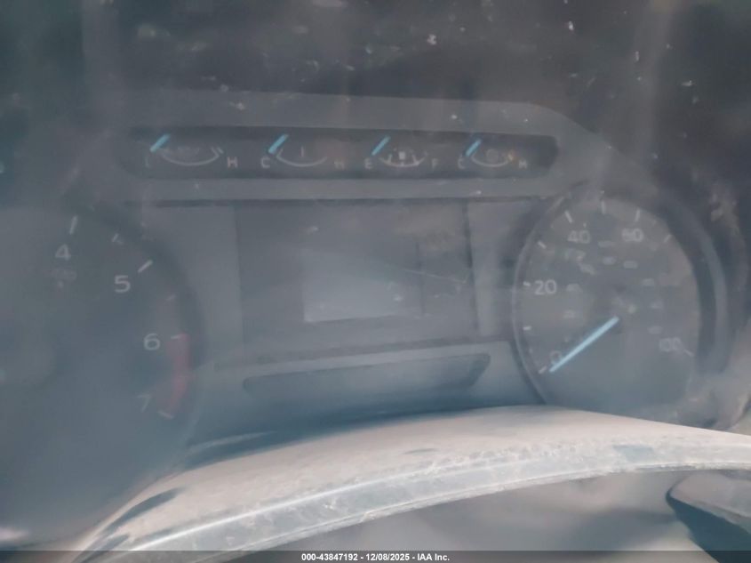 2017 Ford F-350 Chassis Xl VIN: 1FDRF3H67HDA04742 Lot: 43847192