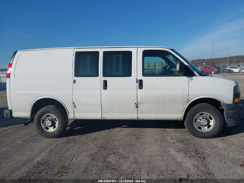 2022 Chevrolet Express Cargo Rwd 2500 Regular Wheelbase Wt VIN: 1GCWGAFP1N1217168 Lot: 43847201