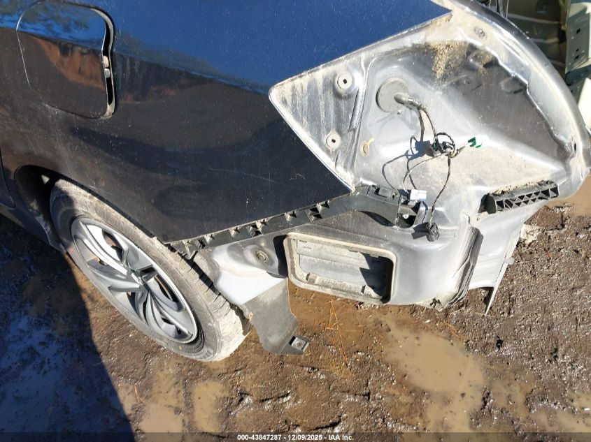 2020 Honda Civic Lx VIN: 2HGFC2F62LH515527 Lot: 43847287