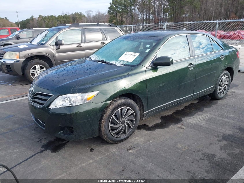 4T1BF3EK6AU543863 2010 TOYOTA CAMRY photo no. 2