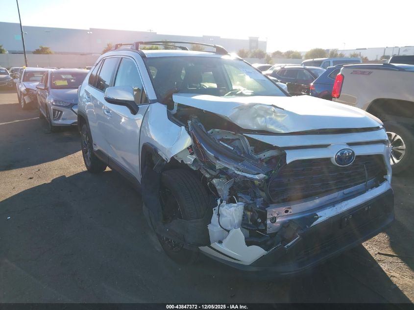 TOYOTA RAV4 HYBRID XLE PREMIUM