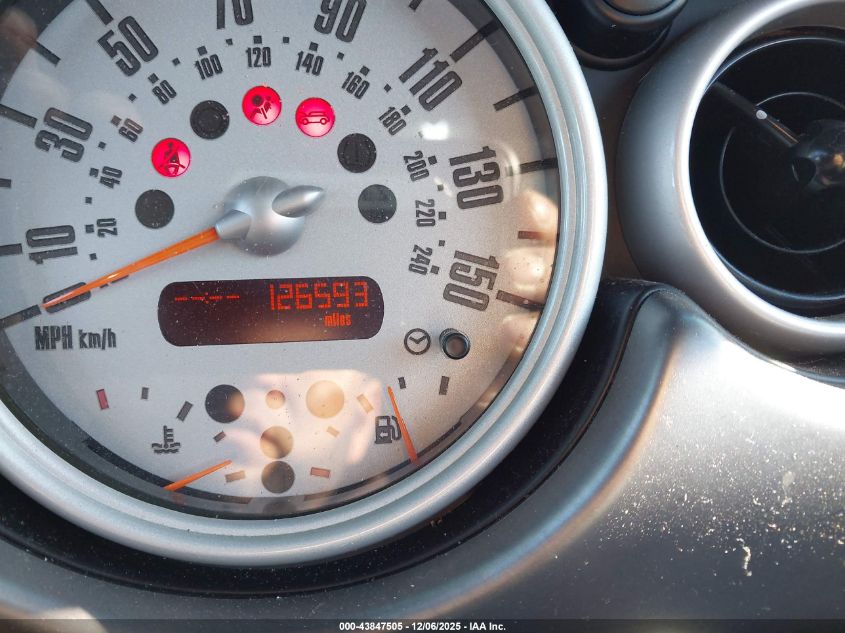 2006 Mini Cooper S VIN: WMWRE33576TN25692 Lot: 43847505