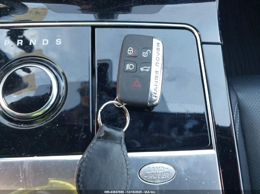 2019 Land Rover Range Rover Velar P250 R-Dynamic Se VIN: SALYL2EX1KA21135 Lot: 43847585