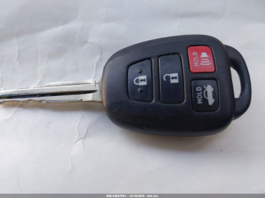 2015 Toyota Camry Se VIN: 4T1BF1FK2FU056492 Lot: 43847591