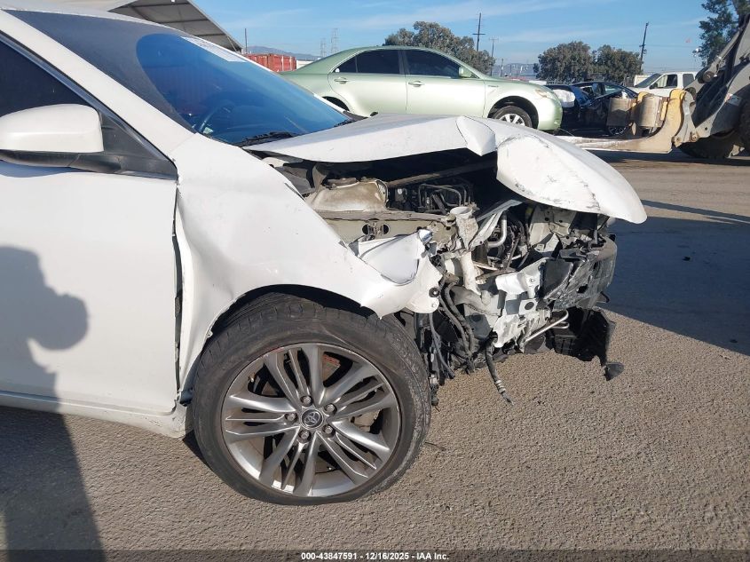 2015 Toyota Camry Se VIN: 4T1BF1FK2FU056492 Lot: 43847591