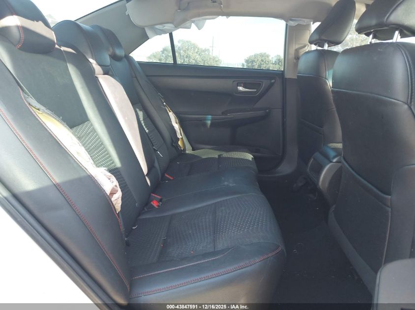 2015 Toyota Camry Se VIN: 4T1BF1FK2FU056492 Lot: 43847591