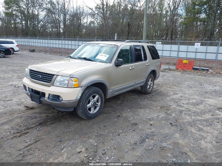 1FMZU73K72ZC86800 2002 FORD EXPLORER photo no. 2