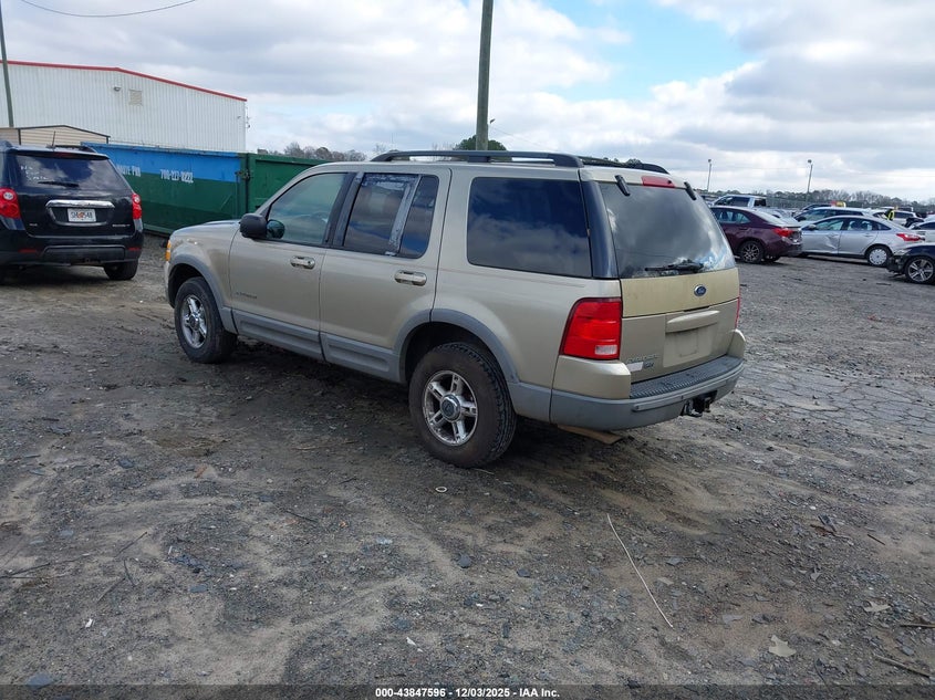 1FMZU73K72ZC86800 2002 FORD EXPLORER photo no. 3