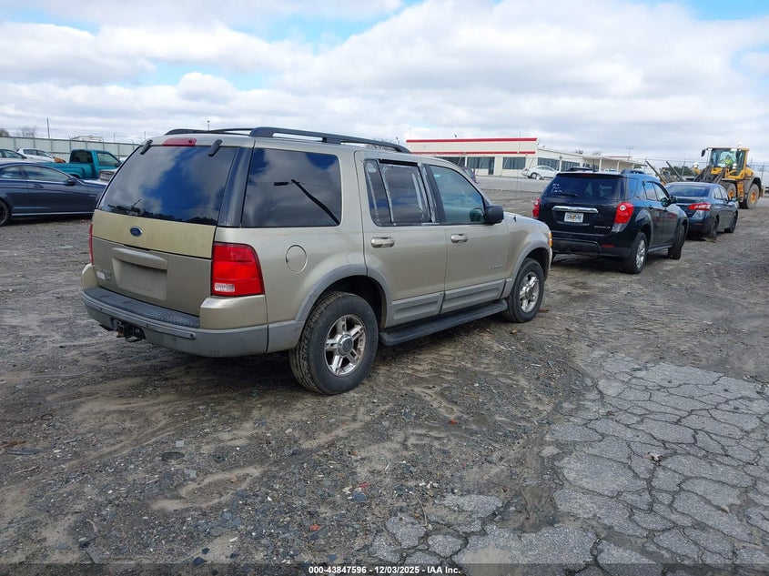 1FMZU73K72ZC86800 2002 FORD EXPLORER photo no. 4