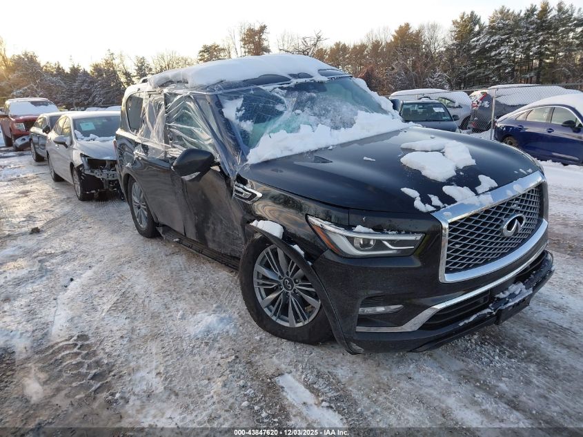 INFINITI QX80 LUXE AWD