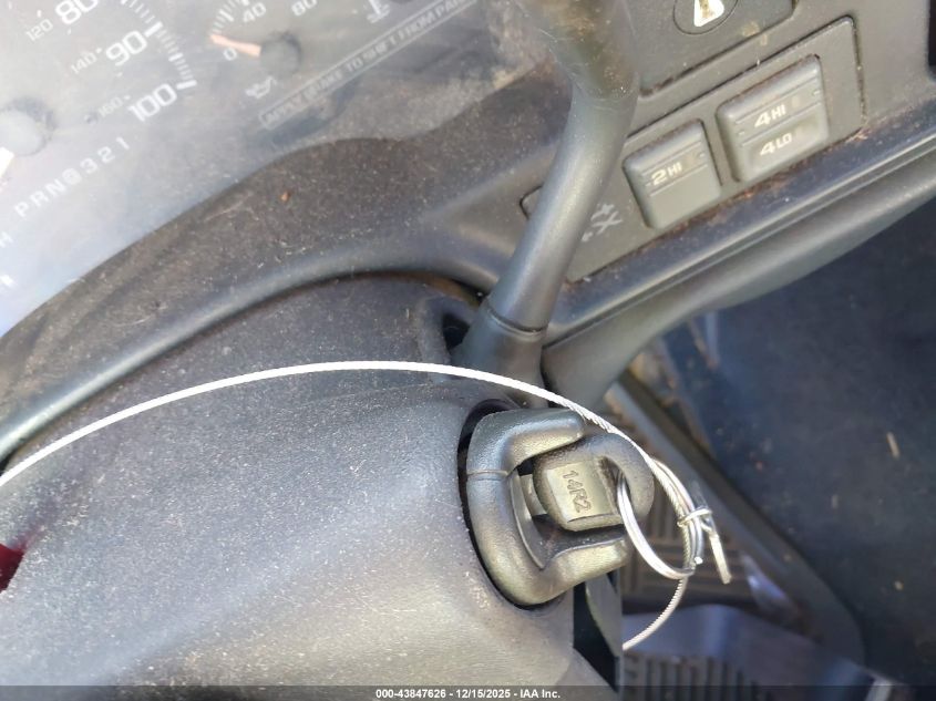 1998 Chevrolet K1500 Fleetside VIN: 1GCEK19W7WE194938 Lot: 43847626