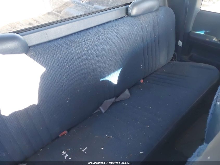 1998 Chevrolet K1500 Fleetside VIN: 1GCEK19W7WE194938 Lot: 43847626