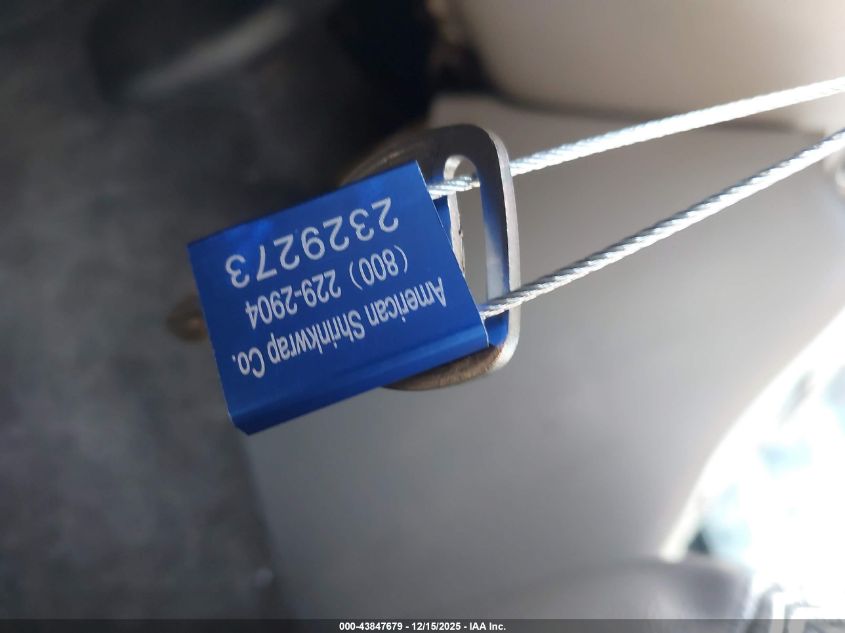 2002 Chevrolet Suburban 1500 Z71 VIN: 3GNFK16Z92G185607 Lot: 43847679