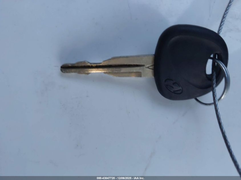 2006 Hyundai Accent Gls VIN: KMHCN46CX6U033737 Lot: 43847728