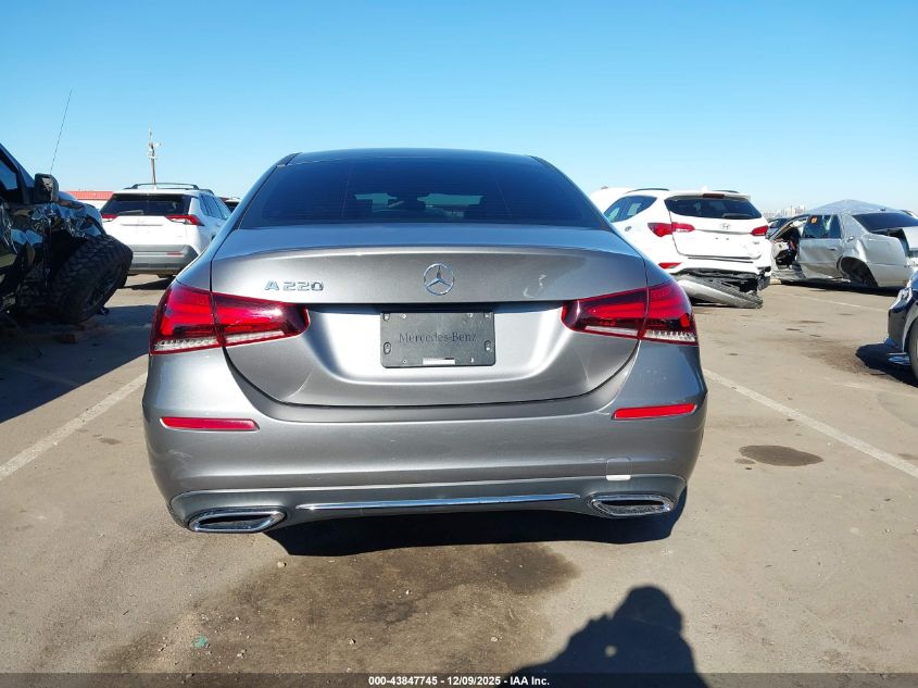 2019 Mercedes-Benz A 220 VIN: WDD3G4EB6KW032273 Lot: 43847745