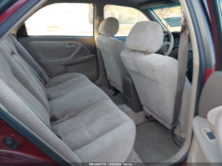 1997 Toyota Camry Le VIN: 4T1BG22K5VU180215 Lot: 43847779