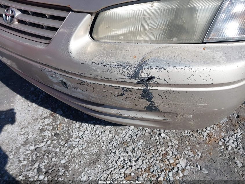 1998 Toyota Camry Le VIN: 4T1BG22K9WU339125 Lot: 43847784