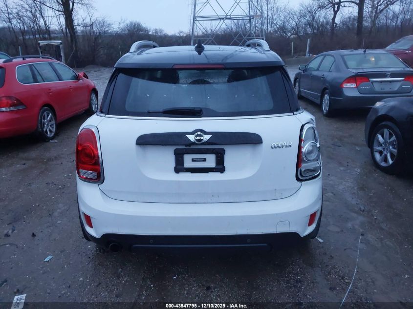 2017 Mini Countryman Cooper VIN: WMZYV5C37H3E01517 Lot: 43847795