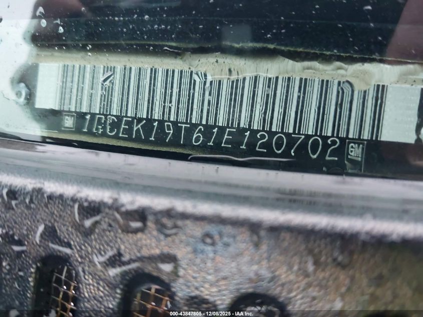 2001 Chevrolet Silverado 1500 Ls VIN: 1GCEK19T61E120702 Lot: 43847805