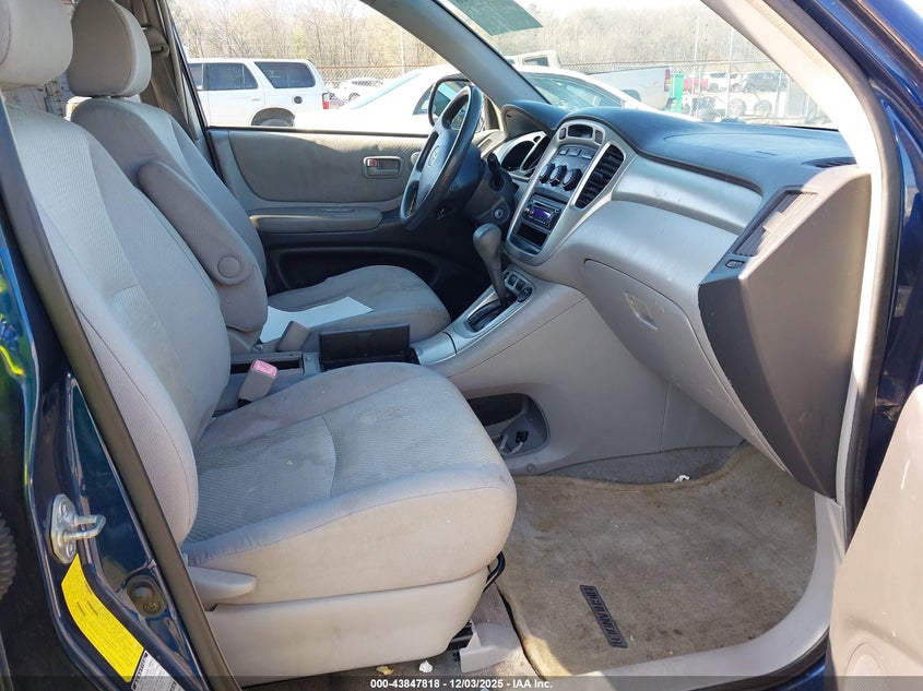 JTEEP21A550104961 2005 TOYOTA HIGHLANDER photo no. 5