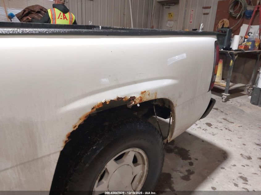 2004 GMC Sierra 1500 Sle VIN: 2GTEC19V741212762 Lot: 43847839