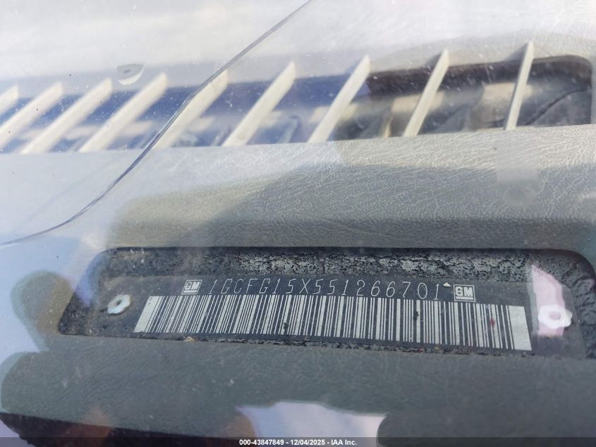 2005 Chevrolet Express VIN: 1GCFG15X551266701 Lot: 43847849