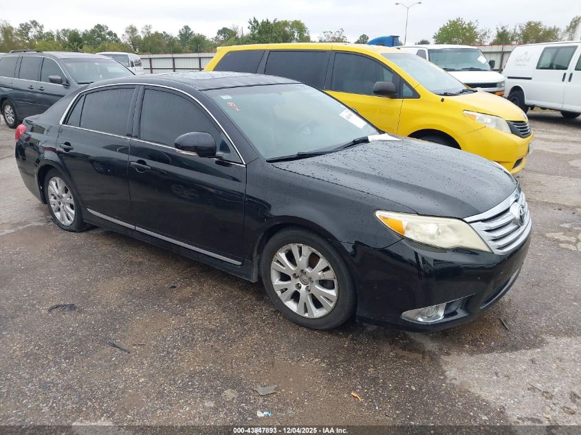 TOYOTA AVALON