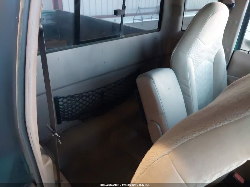 2001 Mazda B3000 Ds/Se VIN: 4F4YR16U31TM21582 Lot: 43847908