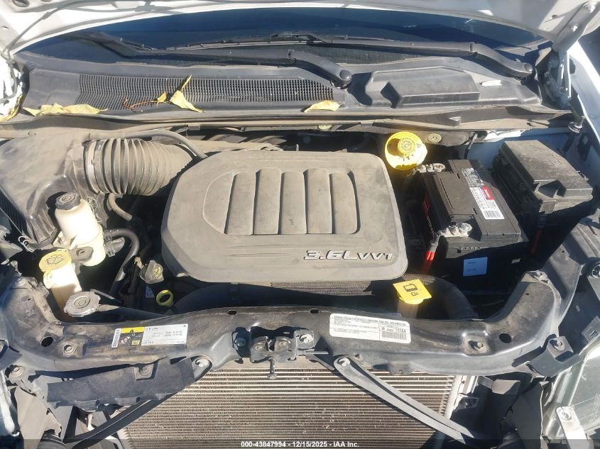 2015 Dodge Grand Caravan R/T VIN: 2C4RDGEG8FR564097 Lot: 43847994