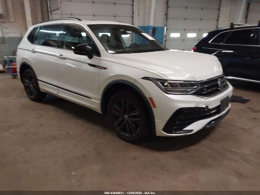 VOLKSWAGEN TIGUAN 2.0T SE R-LINE BLACK