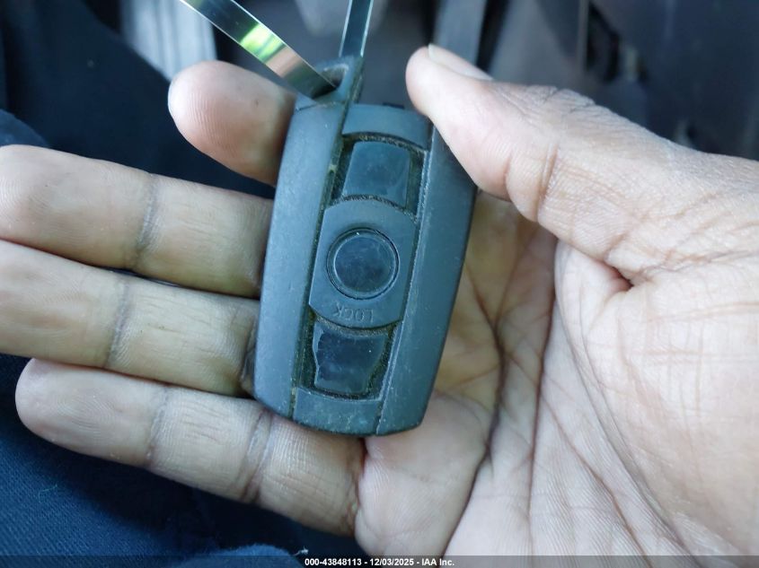 2007 BMW 550I VIN: WBANB53507CP07979 Lot: 43848113