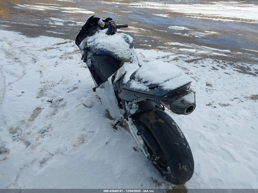 JH2PC4009EK700275 2014 HONDA CBR photo no. 3