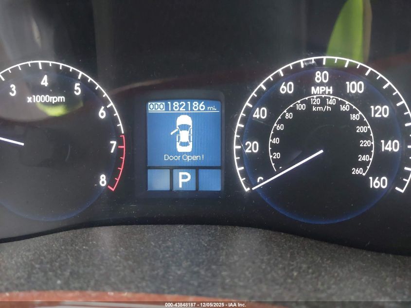 2012 Hyundai Genesis 3.8 VIN: KMHGC4DD1CU194234 Lot: 43848187