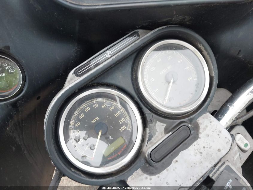 2012 Harley-Davidson Fltru Road Glide Ultra VIN: 1HD1KGM14CB688442 Lot: 43848227