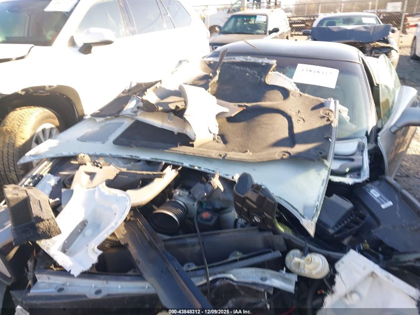 2002 Chevrolet Corvette VIN: 1G1YY22G425108850 Lot: 43848312