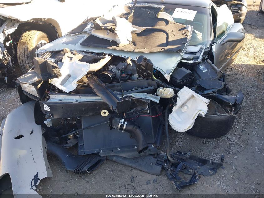 2002 Chevrolet Corvette VIN: 1G1YY22G425108850 Lot: 43848312