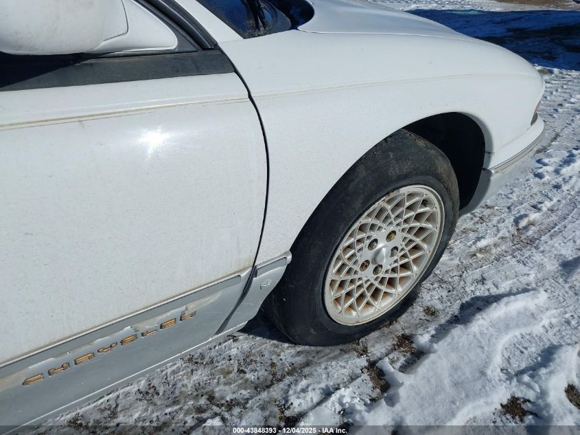 1995 Chrysler Lhs VIN: 2C3HC56F2SH658411 Lot: 43848393