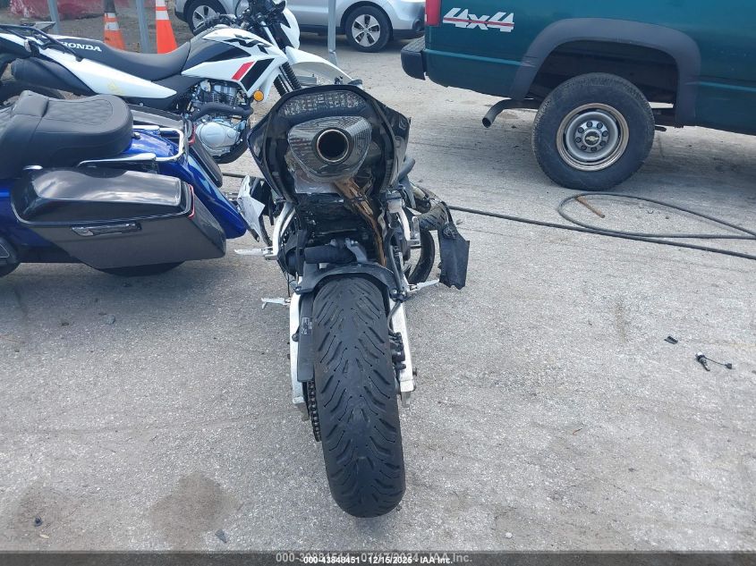 2015 Honda Cbr600 Rr VIN: JH2PC4003FK800874 Lot: 43848451