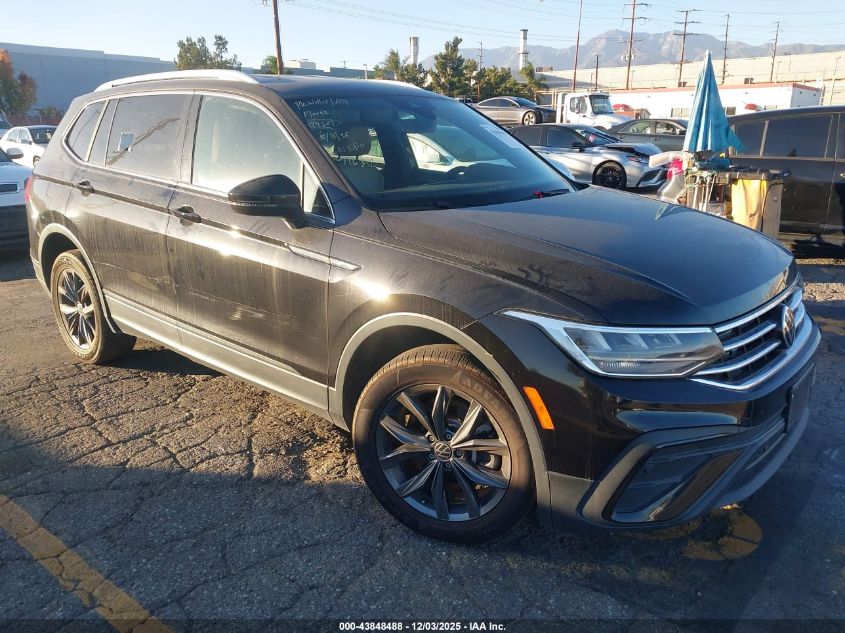 VOLKSWAGEN TIGUAN 2.0T SE