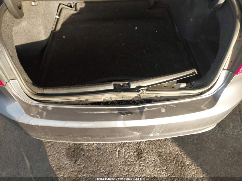 2015 Volkswagen Passat 1.8T Limited Edition VIN: 1VWAT7A34FC104055 Lot: 43848555