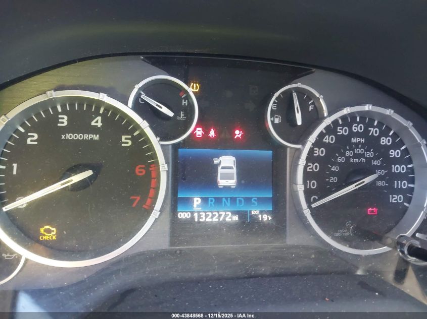 2017 Toyota Tundra Sr5 5.7L V8 VIN: 5TFUY5F1XHX606609 Lot: 43848568