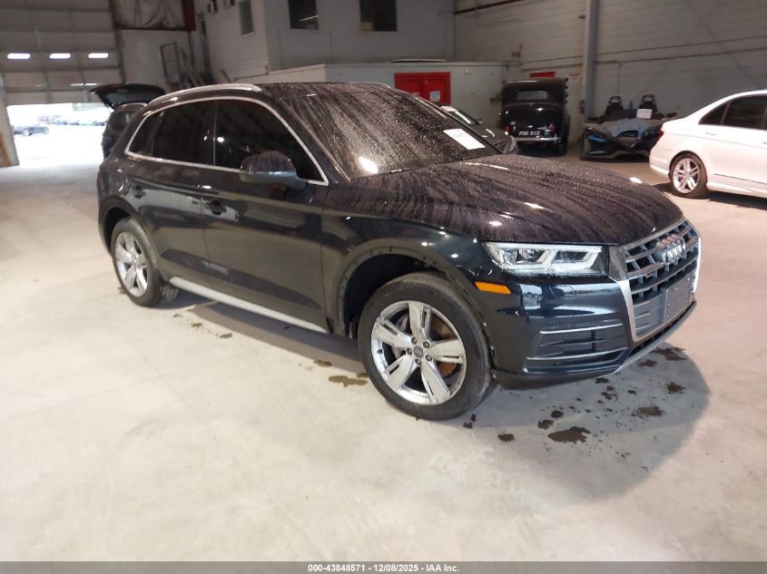 AUDI Q5 2.0T PREMIUM/2.0T TECH PREMIUM